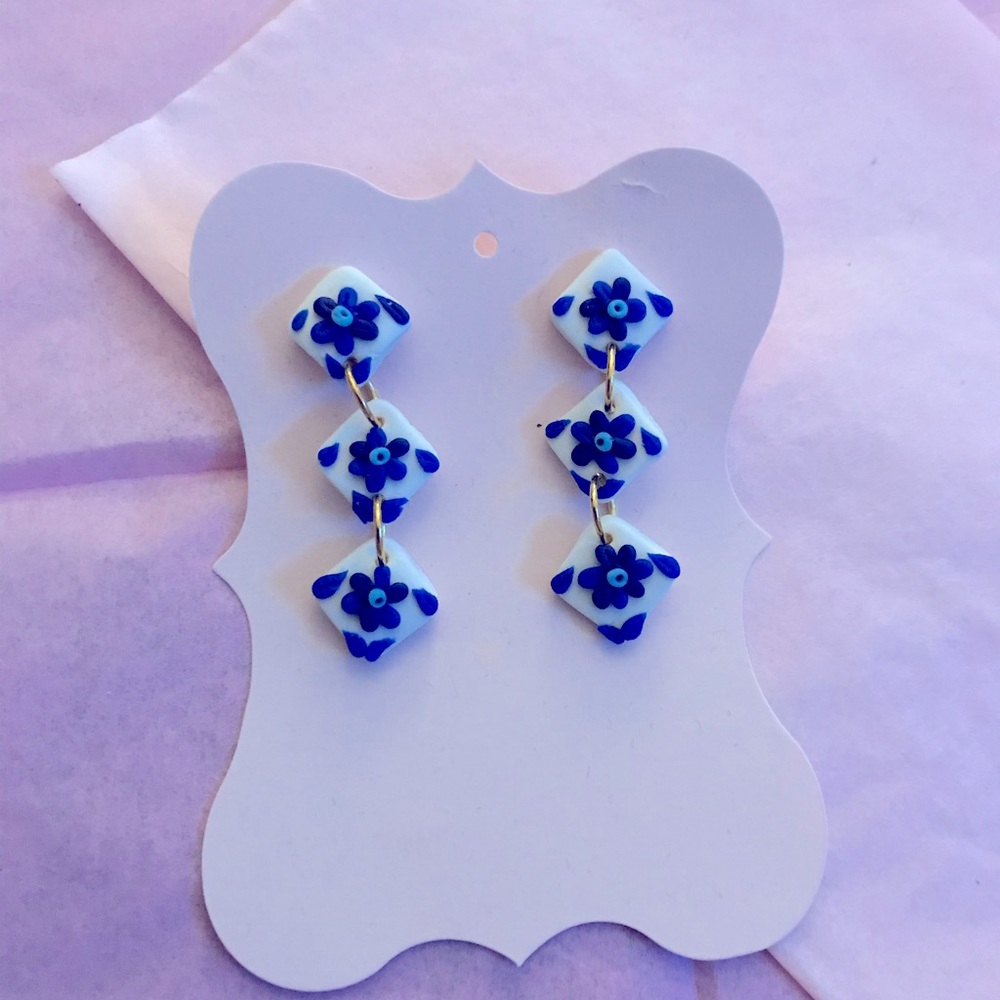 Earings